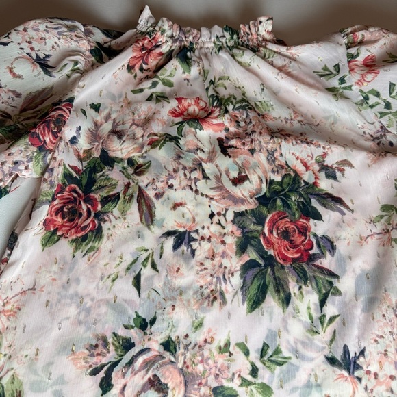 Room Mates pink metallic accents size medium floral blouse w/ puff cap sleeves - Picture 5 of 6